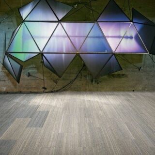 Near and Far kolekcija